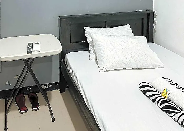 Hotel Reddoorz @ S.b. Taguig